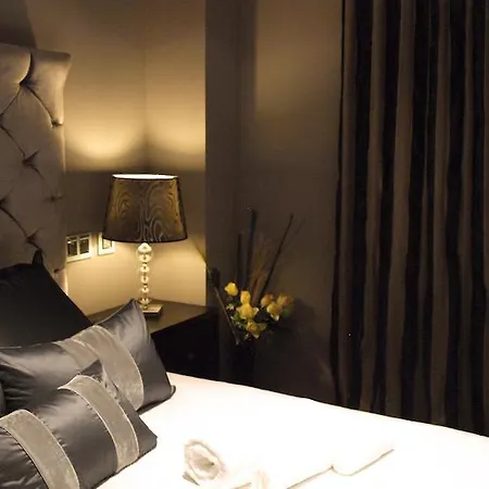 Hotel Almirantes Boutique