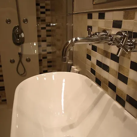 Hotel Almirantes Boutique