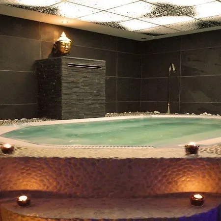 Almirantes Boutique 4*